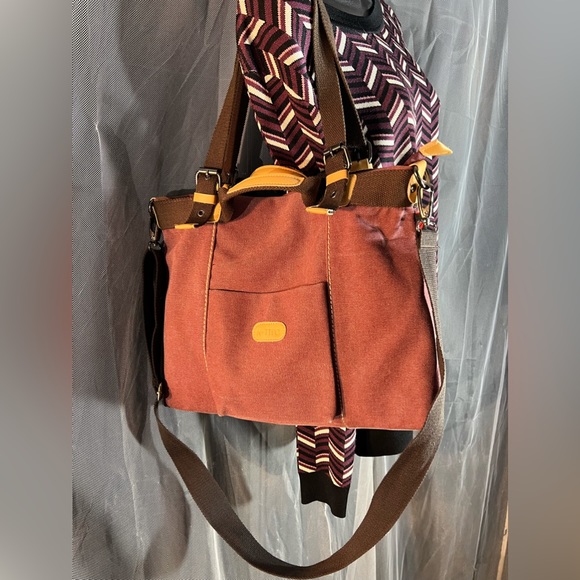 K-Two BNWOT Massenger shoulder or crossed body purple canvas bag. Cute style. - Picture 9 of 11